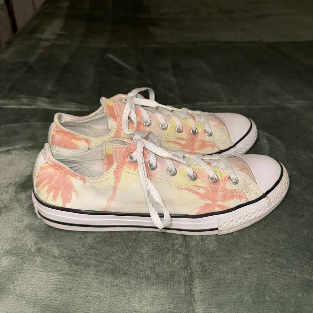 Converse Chuck Taylor All Star‎ Sneakers Juniors 5 White Pink Palm Trees Low Top